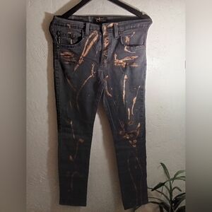 Cinnarron Mens Sz (30x32) Slim Str8 Black w/(Gold Paint Splatter) Jeans